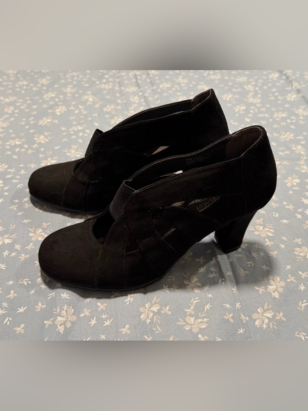 AEROSOLES Black Suede Cutout Block Heel Booties